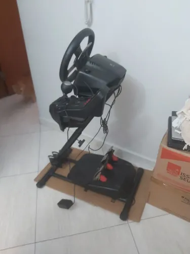 Logitec G27 pouco uso, com cokpit