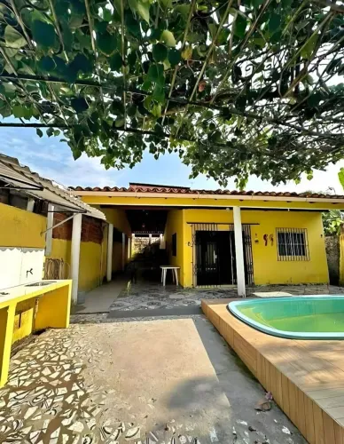 Estou vendendo esse imóvel no Educandos com ótima localização, próximo a Bemol.