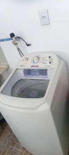 Máquina de lavar Electrolux pra reforma ou retirada de peças
