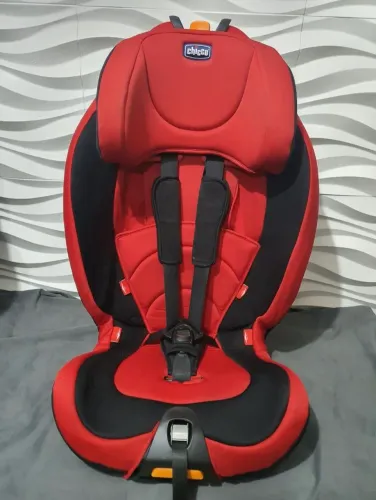 Caderinha Para Auto - De 09 a 36 Kg - Gro-Up 123 - vermelho e preto- Chicco