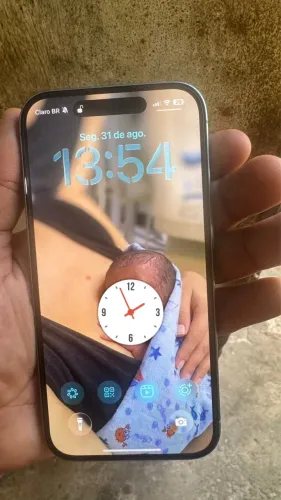 iPhone 16