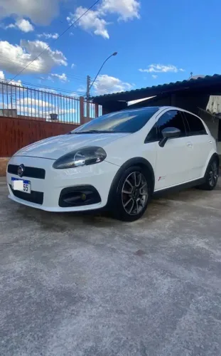 Fiat Punto T-jet 1.4 16V Turbo 5P 2010