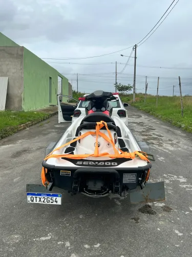 Jet ski ano 2009 potência 130 GTi