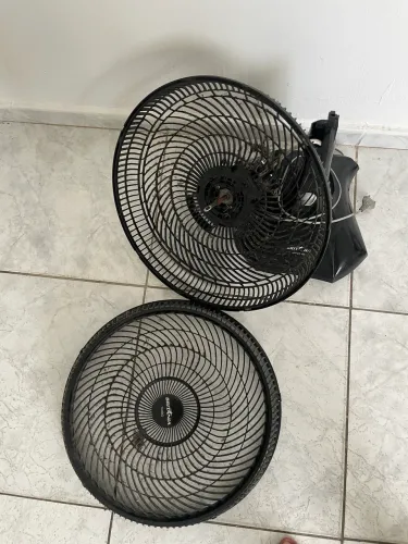 Ventilador Britânia pra retirar peças 