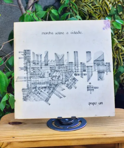 *AUTOGRAFADO* LP Disco de Vinil Grupo Um - Marcha Sobre A Cidade