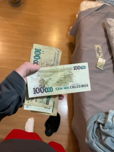cédula brasileira antiga de 100.000 cruzeiros