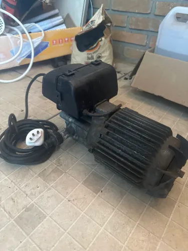 Motor