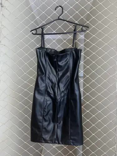 Vestido Tubinho Preto em Couro Sintético Youcom - PP