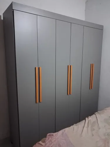 Guarda roupa de 6 portas 3 gavetas novo 100% MDF disponível
