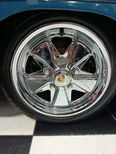 Rodas Fuchs Flat 4 - aro 15 cromadas 