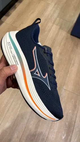 Mizuno Neo Prysma