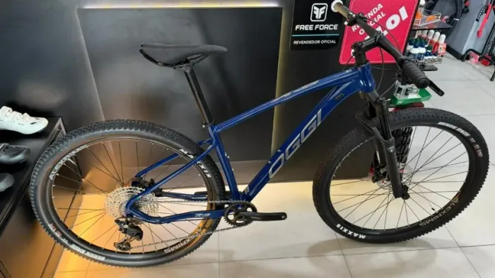 Linha Oggi 2026 parcelada em até 21x sem juros Nova Big Wheel 7.3 Shimano Deore Manitou
