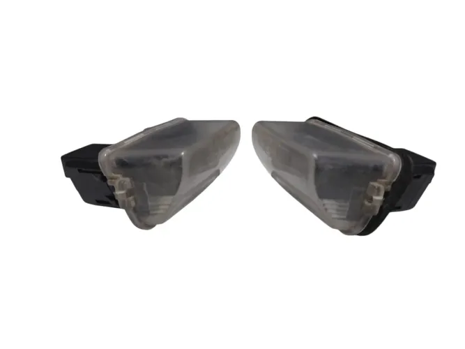 Par Luz Placa Traseira Peugeot 207 Hatch 1.4 2011 Uzad0