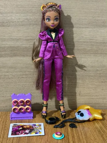 BONECA MONSTER HIGH CLAWDEEN MONSTER BALL G3