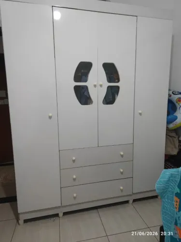Vendo guarda roupas