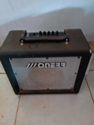 Cubo guitarra