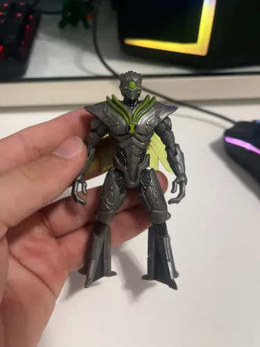 Boneco raro Ben 10 Nanomech oficial em perfeito estado 