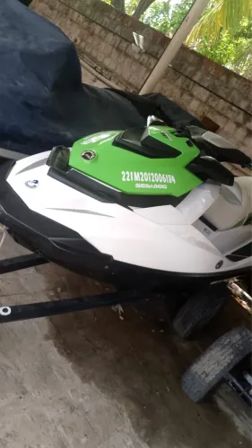 Jet ski SEADOO