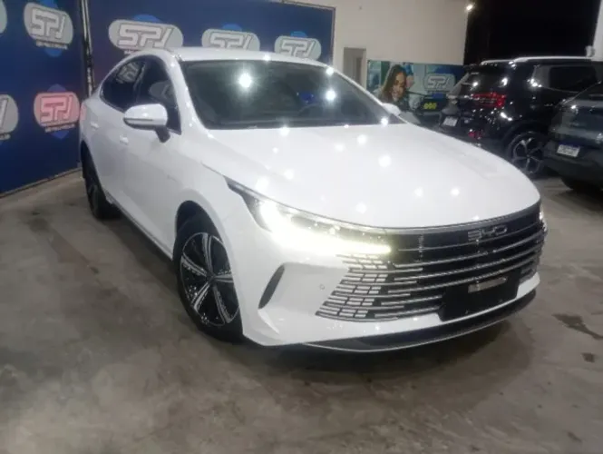 BYD King GL 1.5 16V Aut. (hibrido) 2025