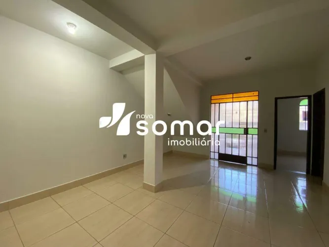 Apartamento para aluguel, 4 quartos, 1 suíte, 1 vaga, Ipiranga - Divinopolis/MG