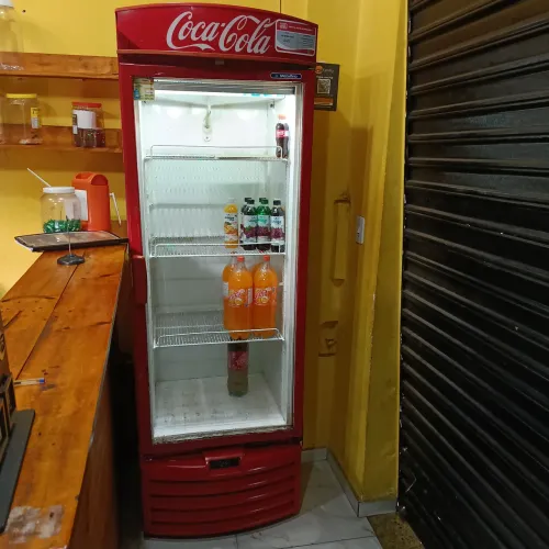 Geladeira de refrigerante expositora