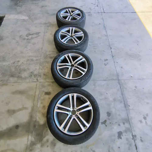 4 Pneus Brigstone Alenza 275/50 R20