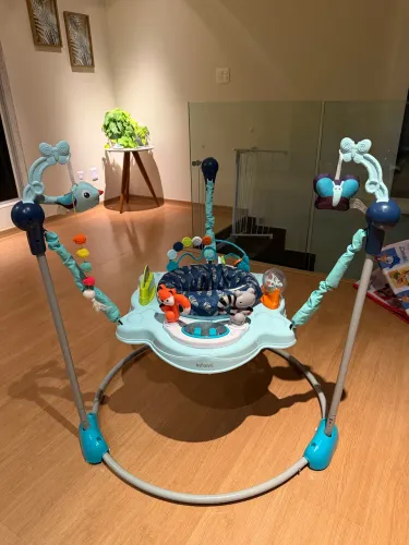 Brinquedo pula pula jumper