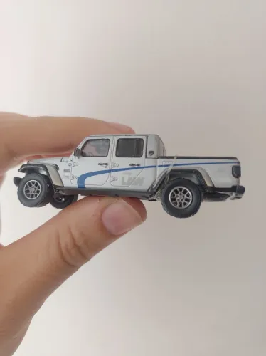 Greenlight 2020 Jeep Gladiator Hot Pursuit Law Loose 1:64