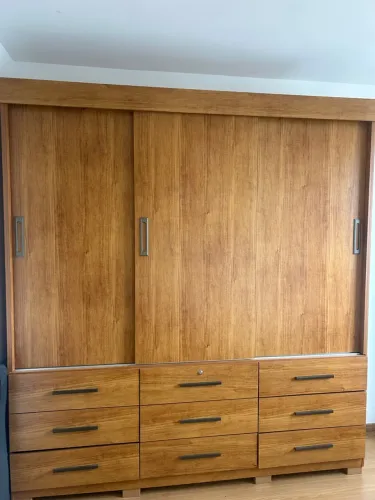 Guarda-Roupa Casal( 6 meses de uso)