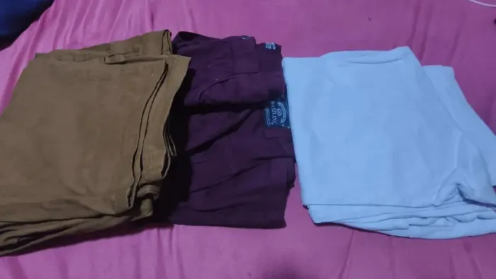 Calça Masculina Branca Sarja Com Lycra nº 64 nas cores branca, vinho e marron