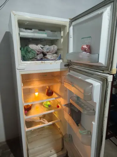 Geladeira  funcionando perfeitamente 