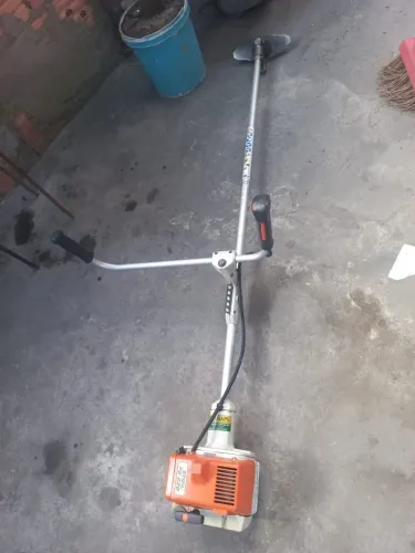 Roçadeira sthil
