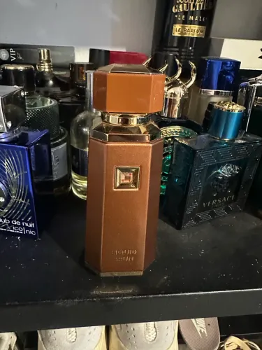 Perfume liquid brun French avenue