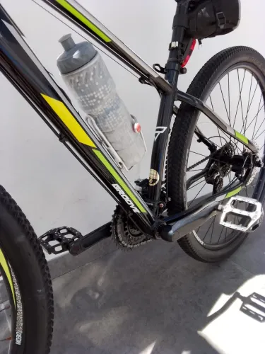Bicicleta MTB / Quadro 15 / Groove