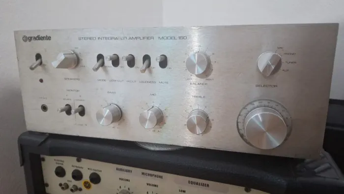 Amplificador Gradiente model 160