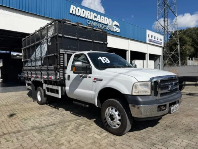 FORD F-4000 4x4 2p