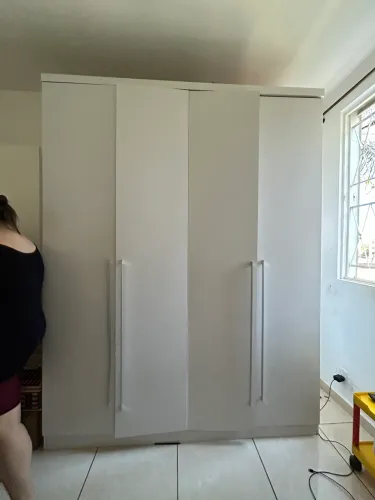 Vendo Guarda Roupa