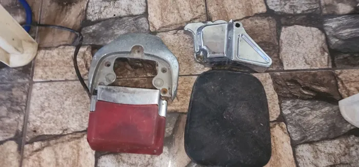 Lanterna traseira,carenagem cromada, sissy bar e suporte da Vblade 250