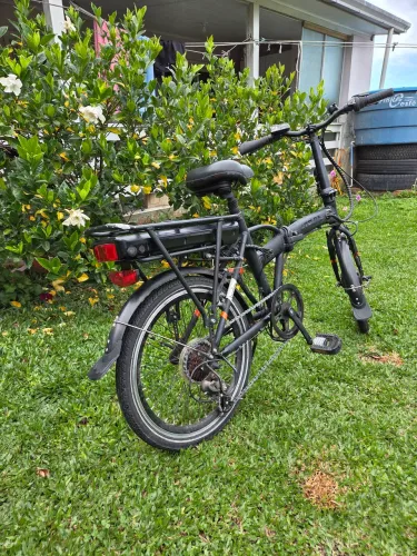 Bicicleta eletrica átrio Berlim