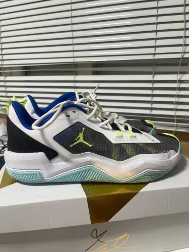 Tenis Basquete Jordan One Take 4