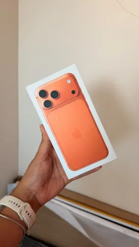 IPHONE 17 PRO MAX LACRADO|NOVO 256G LARANJA