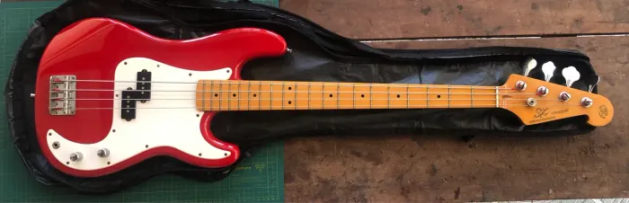Vendo Contrabaixo 4 cordas SX Precision
