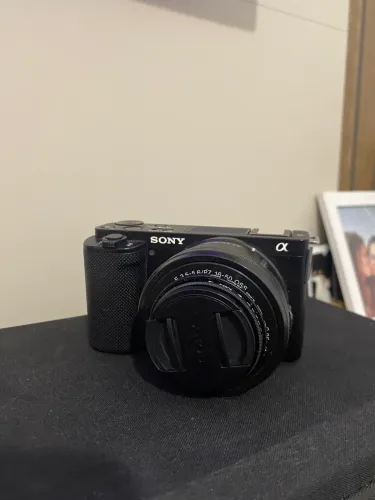 Sony ZVE10 + 16-50mm