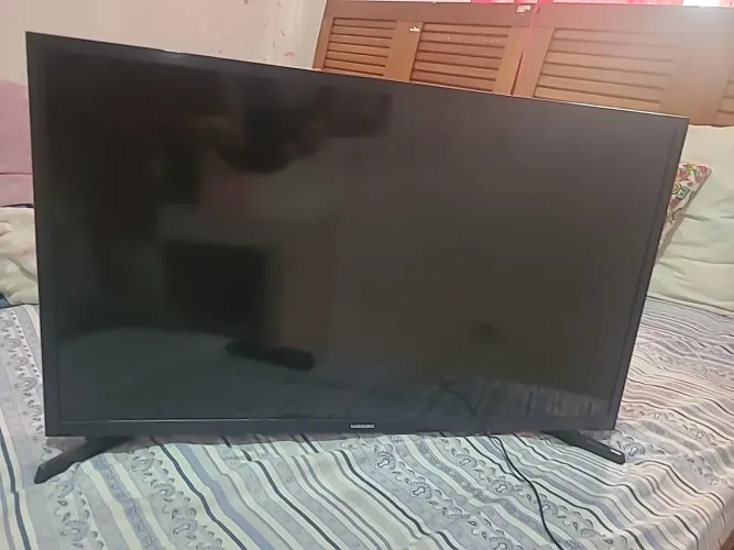 TV HX usada, funcionando perfeitamente ? R$ 800