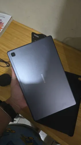 TABLET A7 10.4