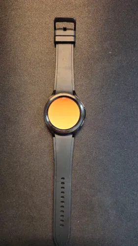 Smartwatch Galaxy Watch 4 Classic 46mm (tela com burn-in)