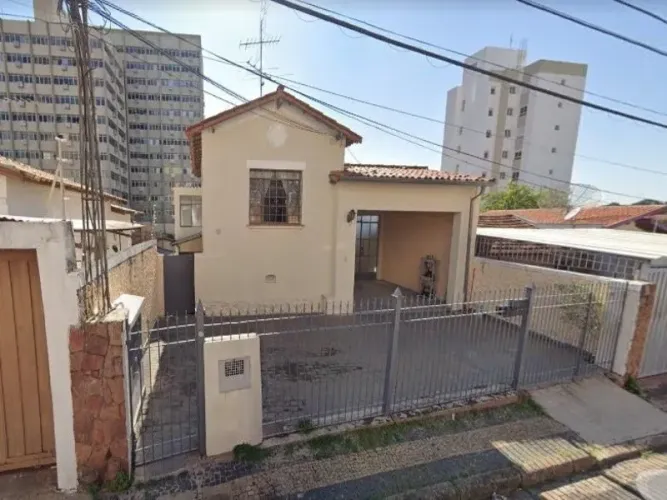 Casa à venda em Campinas-SP, Bosque! 3 quartos, 1 sala, 1 banheiro, 3 vagas, 123,50m².