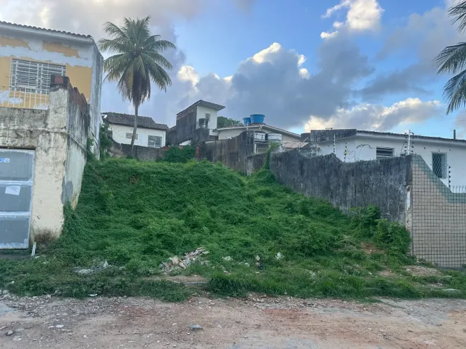 TERRENO EM CAJUEIRO 10/25 (parte alta) NÃO PERCA !!!!!