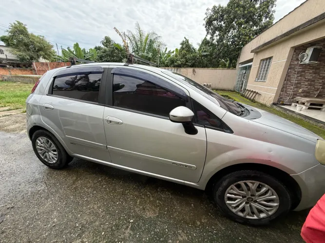 Fiat Punto Attractive 1.4 Fire Flex 8V 5P 2012
