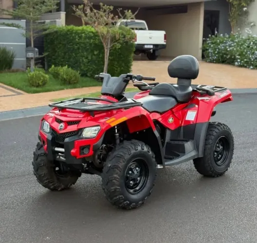 CAN AM Outlander Max XT 2009